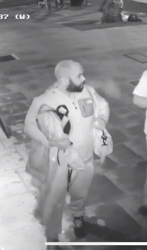 Potlirestaurant's tweet photo. "Be on the lookout for these individuals who targeted our restaurant on March 22, 2024. They enjoyed food and drinks worth £270, but left without paying when their card declined. Help us identify them and bring them to justice." @metpoliceuk is informed. #dinendash https://t.co/GxtwrI1JVF