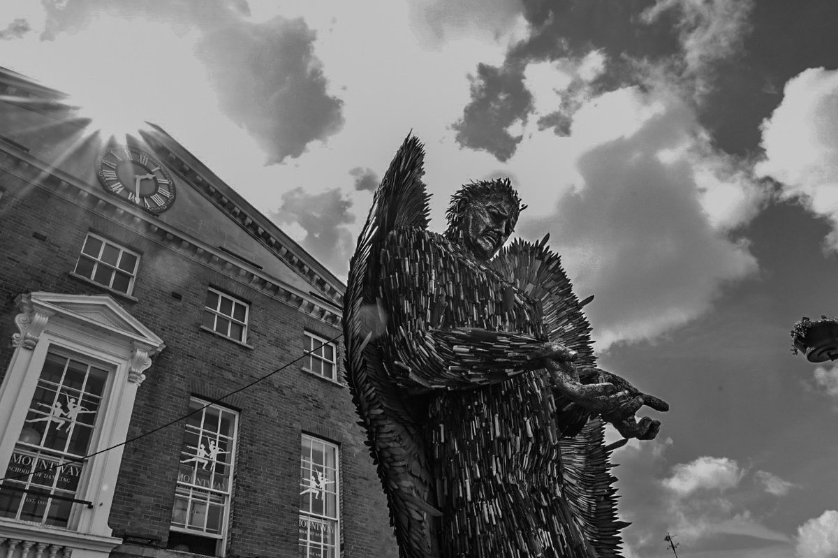 Nipped over to see the Knife Angel by the sculptor Alfie Bradley this afternoon. I wasn’t expecting to be as impressed as I was,  but seeing it up close made me realise that photographs do not do this poignant piece of work justice. Well worth a visit if you can.