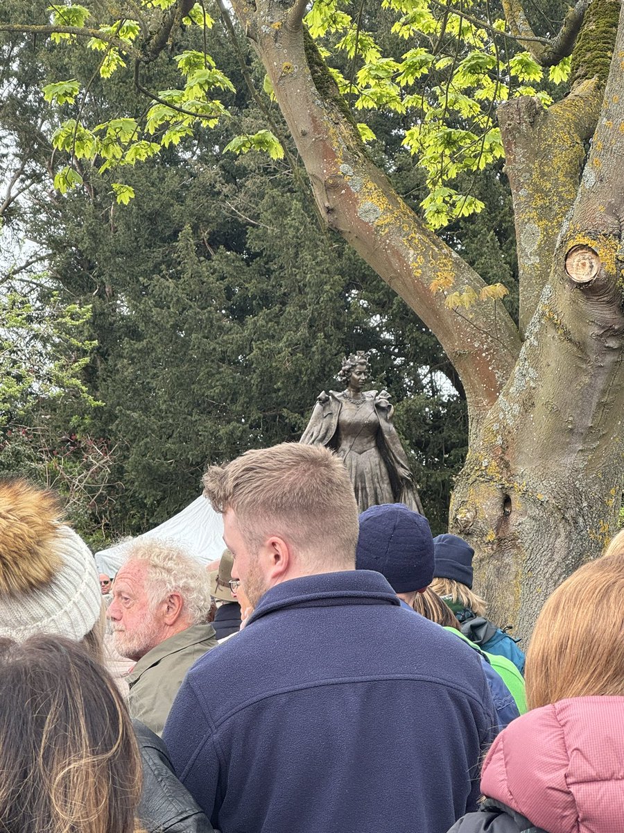 Went to the unveiling of first EQII UK statue today in Oakham 

Sadly didn’t get many good photos as it was just so busy but I’ll go back in a few days and take a snap of her in all her glory