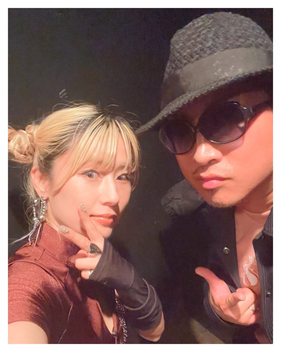 Junya_DJ's tweet photo. Bass!Bass!Bass!🎧
|
代官山「@1500021_saloon」にてお祝いDJでした🙏🏼
改めて@TETSUJI_TANAKA #HappyBirthday!🎂
お誘いありがとう御座いました!!!
今回、BtoBで一緒にやった@go_kickoff 君にも感謝♪
_
#JunyaShimizu #DJ #Music #Life
#TTBD2024 #TTBD #SALOON
#音楽 #Club #クラブ #代官山 https://t.co/QxOcZChvMs