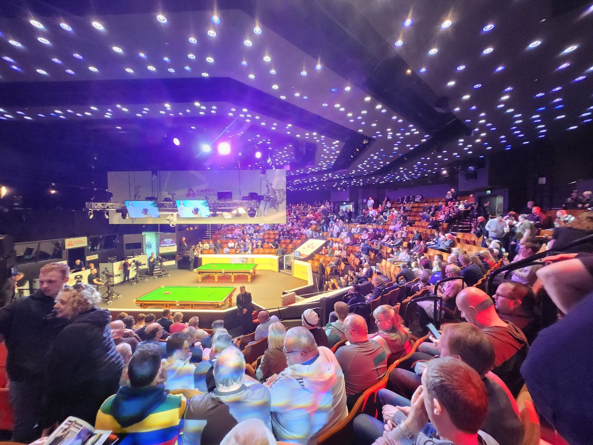 Back at the Crucible this afternoon and tomorrow morning  to watch the snooker world championship. Shaun Murphy vs Lyu Haotian. #CazooWorldChampionship 
#Snooker 
#WorldSnookerChampionship