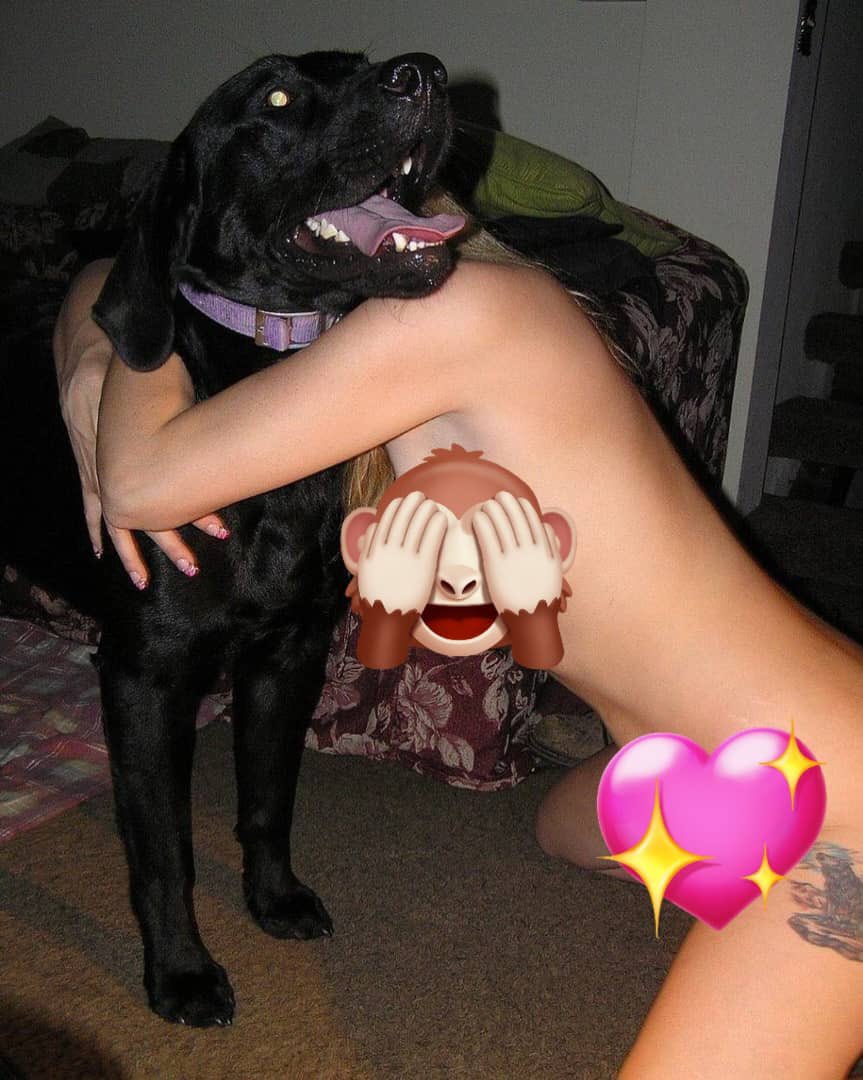 MaeScurry's tweet photo. My Dog drives me go crazy🤤my ex wish he never got replaced 🥹Add me up to get my awesome content or book a Live show on Telegram: https://t.co/i6nI0i14c9  #nsfwtwt #nsfwart #beastility #artofzoo #k9hour #eroticart #dogwoman #knotty #zoophilia #Bestiality #knottygirl 
#beastrp https://t.co/aLtYcMUzls