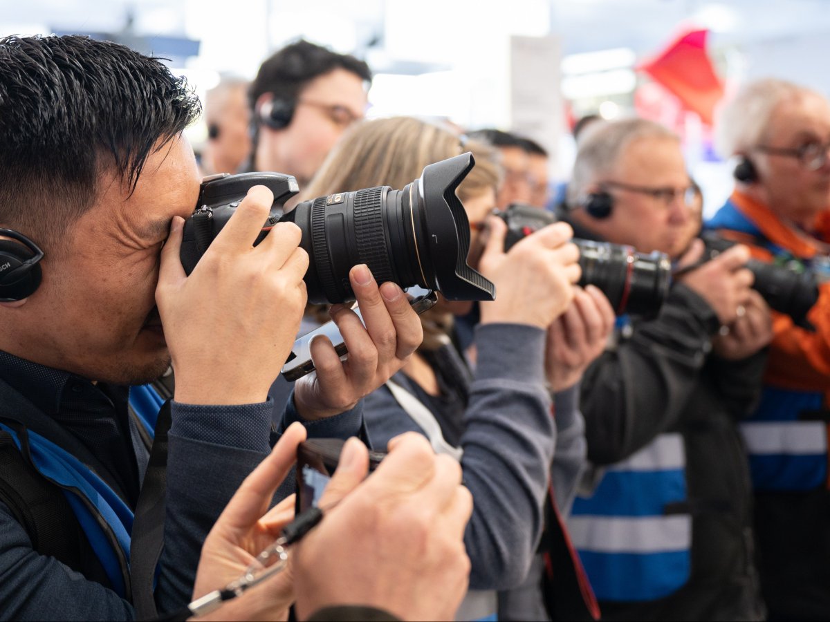 Digitalization, Sustainability, AI & Machine Learning, Carbon Neutral Production, Energy Management, Hydrogen & Fuel Cells, industry 4.0. What more could you ask for? That was the press highlight tour at #HM24. 👏🥳