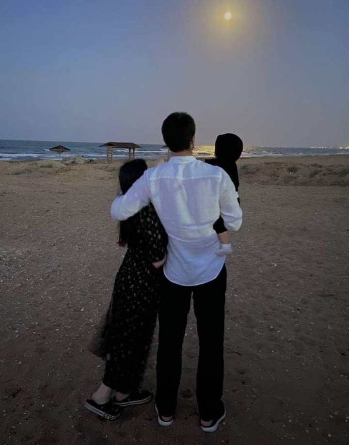 الصورة التي أحب أن التقطها يومًا ما مع احدهم💗.