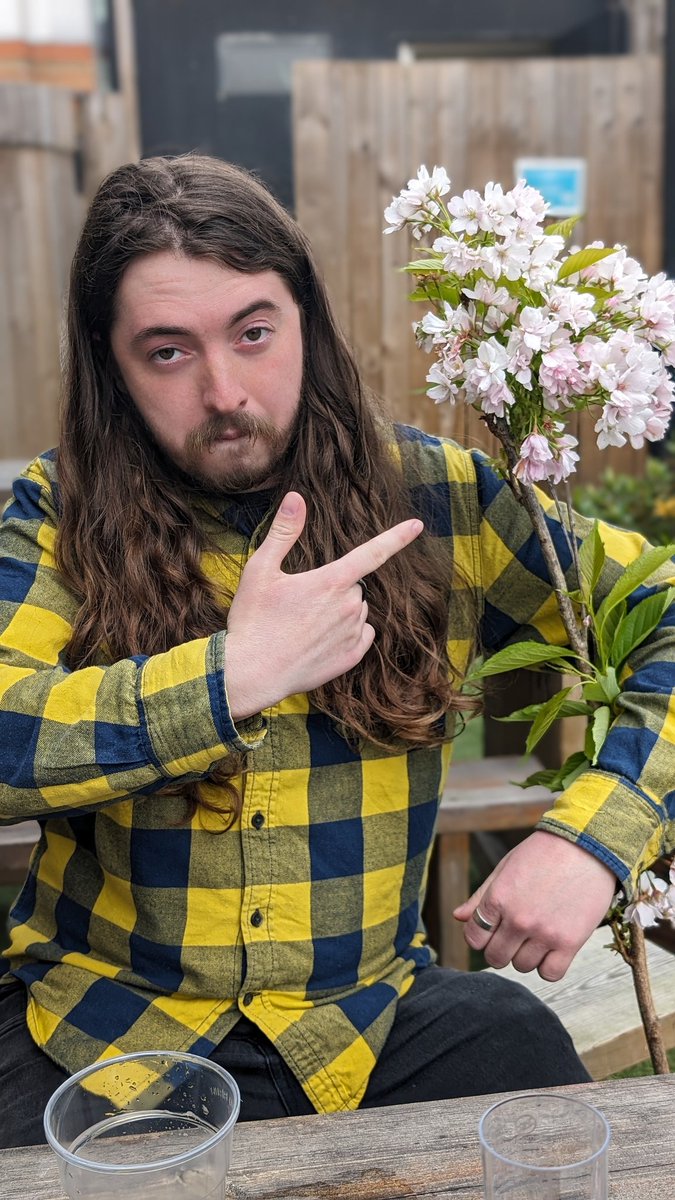 few beveraginos with the boy (Julian)