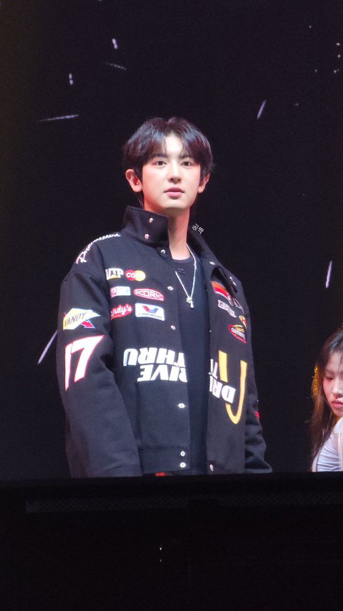 starfess's tweet photo. star dia ini blasteran atau pure korea ya? kok diliat-liat kek blasteran thailand atau philippine gitu https://t.co/rP2haR5r7b
