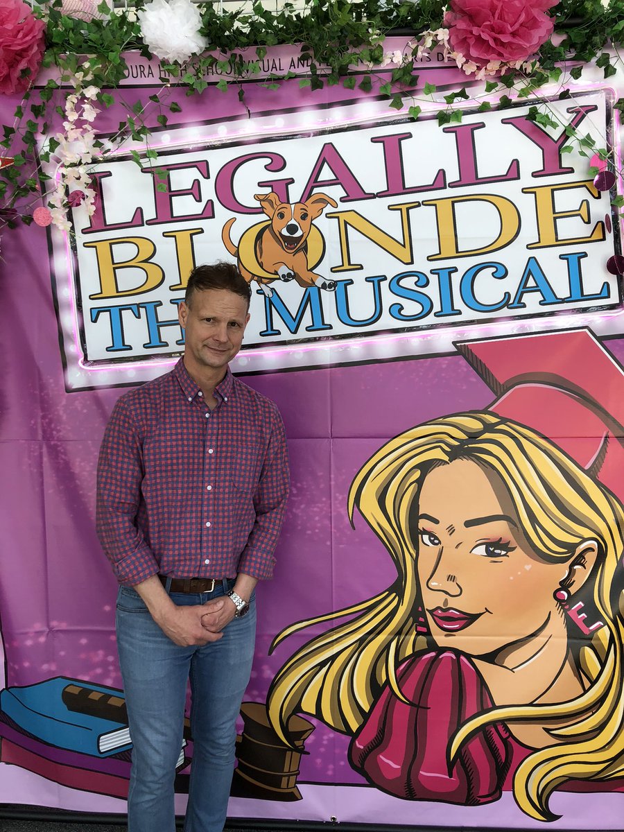 Had a great time at AHS’s showing of Legally Blonde! Cool to see some of my current and former students up on stage. 

<a href="/LVUSD/">LVUSD</a> <a href="/CityAgouraHills/">City of Agoura Hills</a> #legallyblonde #agourahighschool <a href="/AgouraHighASB/">Agoura Asb</a> #drama