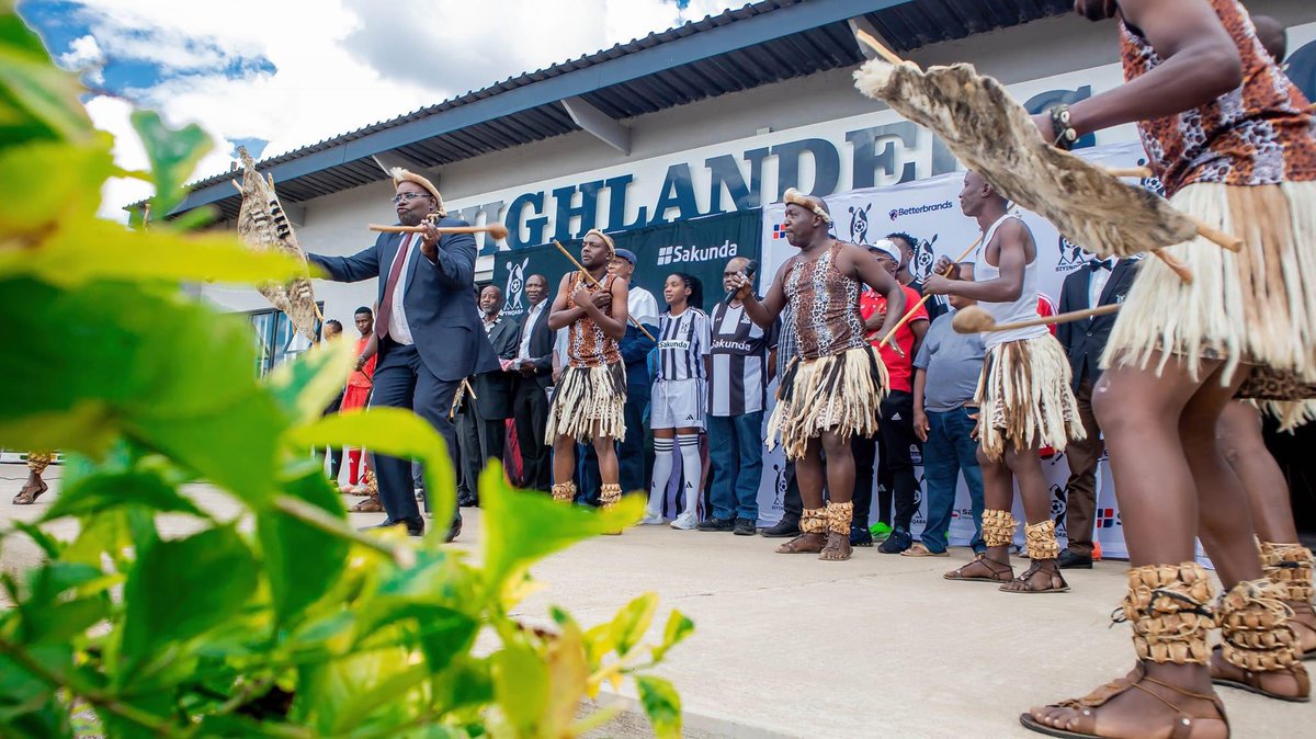 CHICKENINNFC1's tweet photo. No Mphepho or Sitshikitsha formed against us…
It ends 1-2
@HighlanderBosso tough luck bafo.
We are the game cocks ❤️ https://t.co/32BwTfDN9v