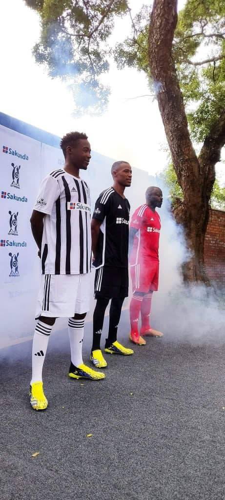 CHICKENINNFC1's tweet photo. No Mphepho or Sitshikitsha formed against us…
It ends 1-2
@HighlanderBosso tough luck bafo.
We are the game cocks ❤️ https://t.co/32BwTfDN9v