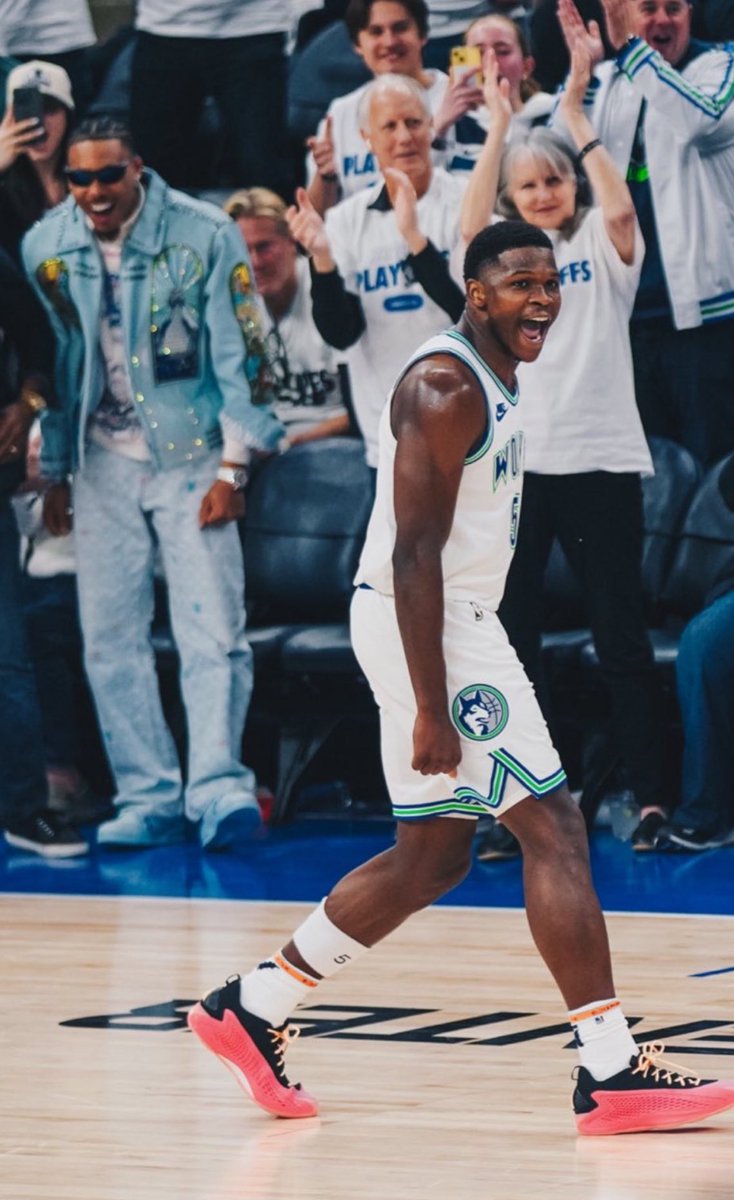 2 👑 👑 #skol #howl