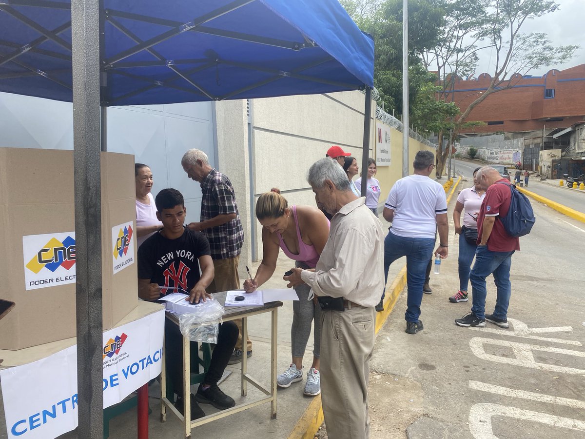 Luis C Figueroa tweet media