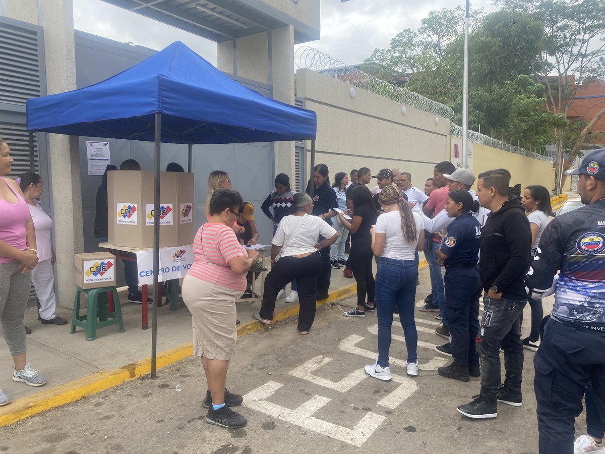 Luis C Figueroa tweet media