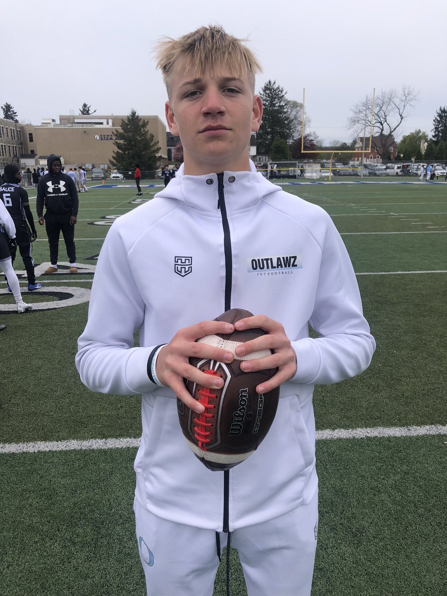 PrepRedzone's tweet photo. A double OT classic in bracket play. @NewOutlawz stun the top seed to move on. Clutch plays down the stretch from Lukas Prock, Devin Green and Latravious Woods. #PRZPennsylvaniaClassic #PRZ7v7 https://t.co/vFu9uylTwA