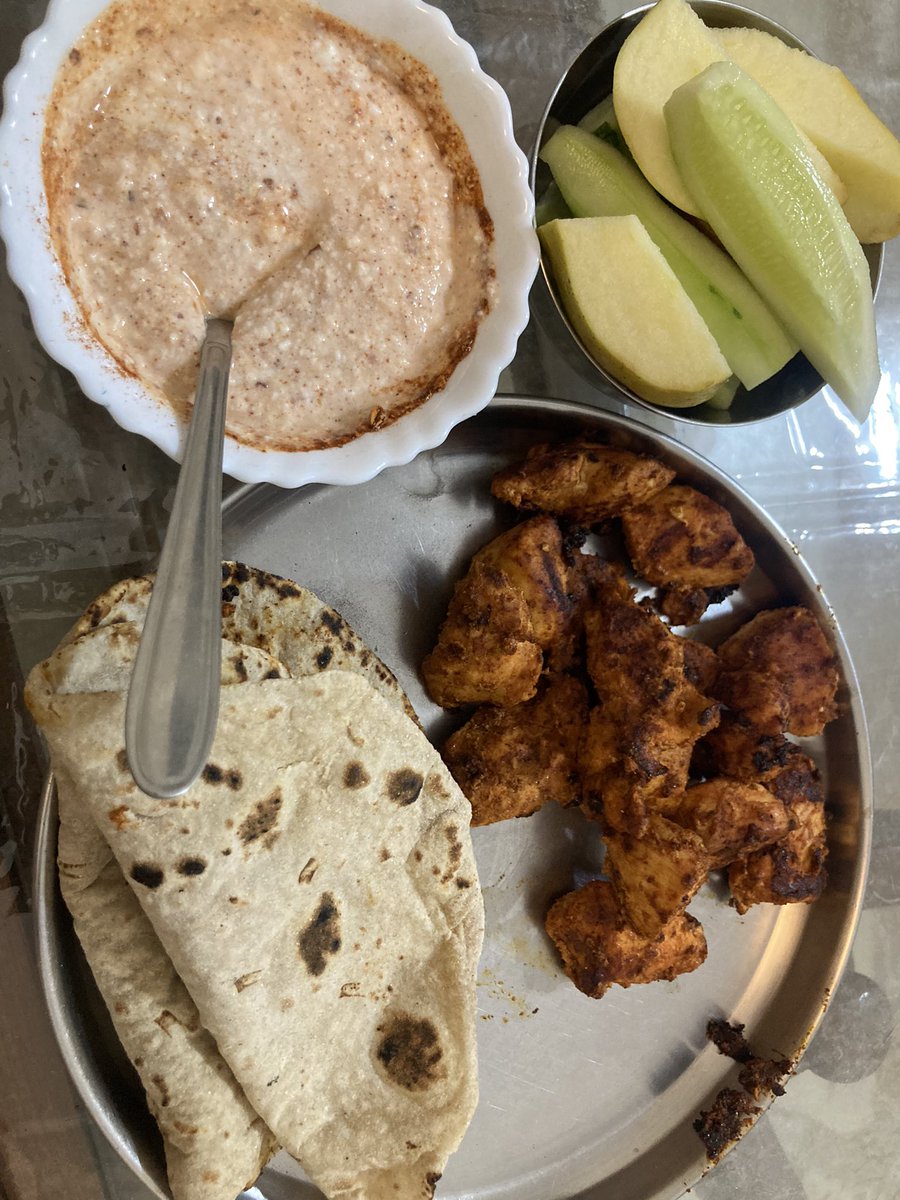 Meal 3 :
Yogurt + salad + grilled chicken breast + 2 chapati

Protein is almost 70 gram kind of on the higher side.
Will finish the day of with 1.5 scoop of whey protein.

Day 2 :
Carbs on point✅
Fats on point ✅
Protein on point ✅
No gym cause of Sunday✅
Cardio completed ✅