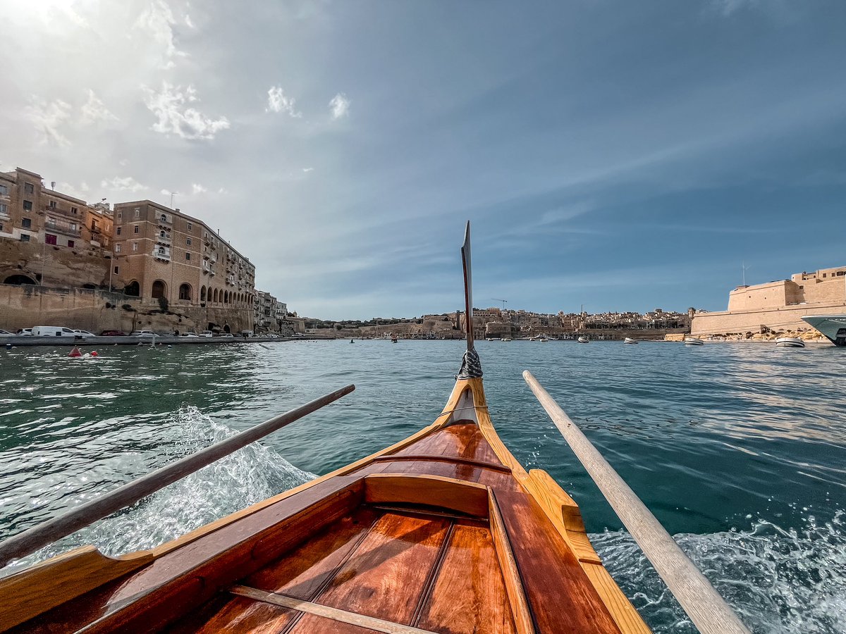 For 2 euros, you can take a traditional boat ride across the Grand Harbour to the Three Cities

And the views aren’t that bad either 😍

📍Malta

#visitmalta #valletta #grandharbour