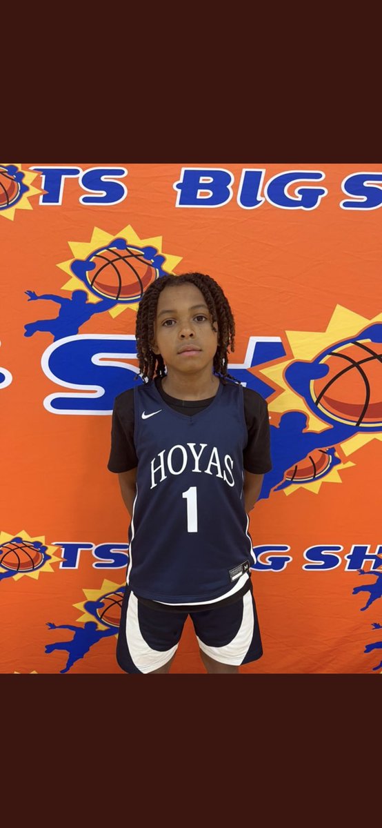 BigShotsGameMVP's tweet photo. #BIGSHOTS #VBTipOff

11U 

HAMPTON HOYAS - 51
Donovan DeBerry 7 pts
Carlin Barley 7 pts

NC WIZARDS 30
Maddox Jarman 8pts 

@BigShotsGlobal https://t.co/O5ndSBRR6V