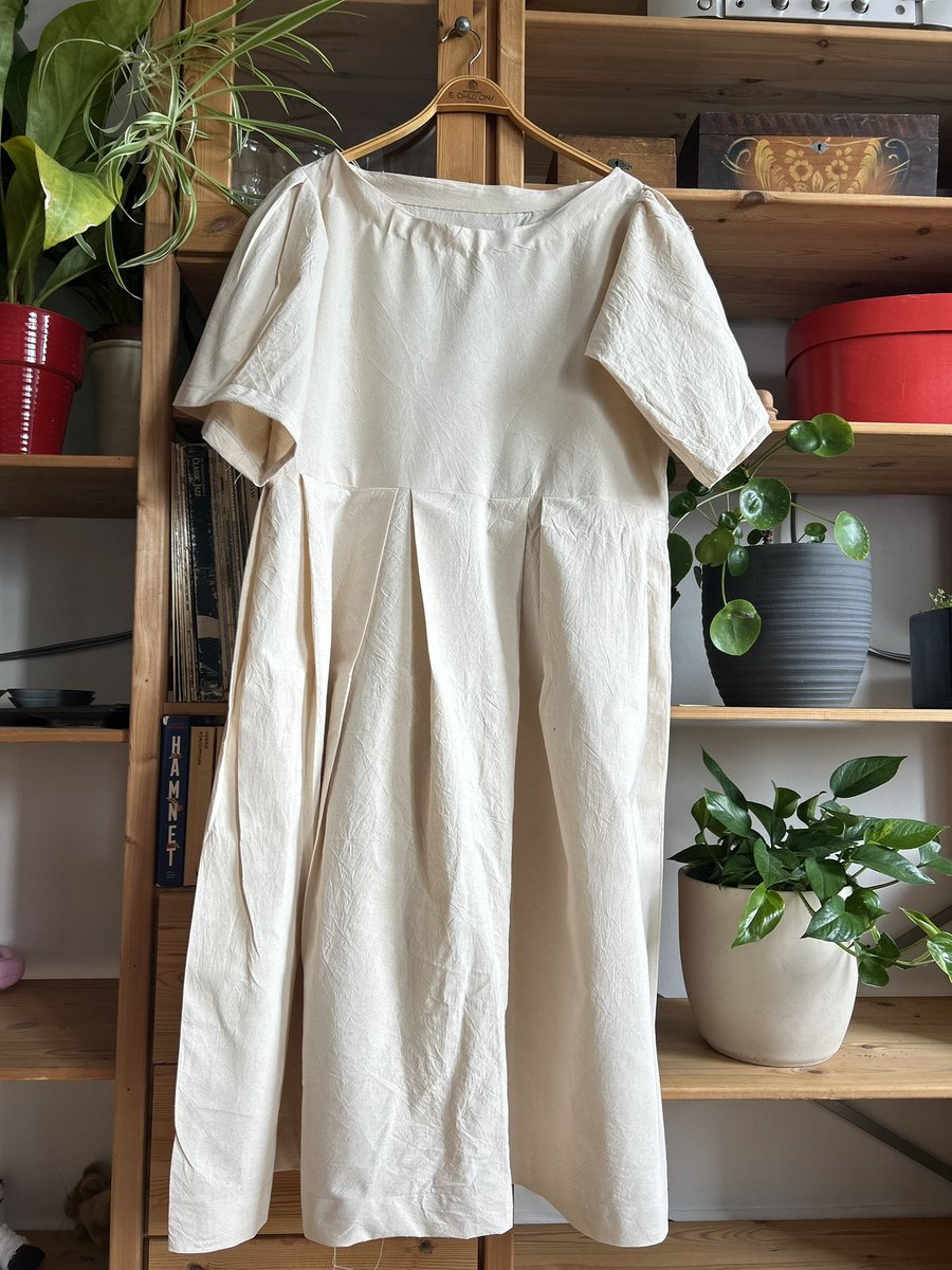 I am perfecting my designing and sewing skills! Look i made a wonderful summer dress for myself.#sewingproject #linendress