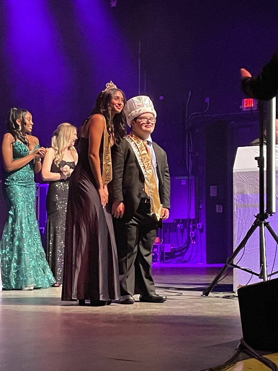 CoachDomClegg's tweet image. Enjoy the small things in life!

My youngest brother has been such a blessing to see his excitement for life! Things would not be the same without him!

Oh by the way, he’s a king! Congrats on winning Prom King!

Have an Attitude of Gratitude in YOUR life!

#WinTheDay
#PromKing