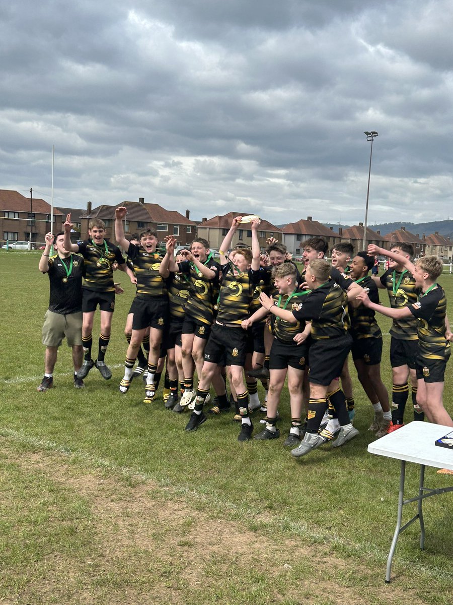 💥💥DISTRICT D PLATE & BOWL💥💥 An excellent afternoon of U13s & U14s rugby 🙏 Congratulations to @porthcawlrfc and @MAESTEGCELTIC winning the plate 🏆 Congratulations to @NantyffyllonRFC and @BridgendSports winning the bowl 🏆 Thanks to @agsrfc for hosting 🤝🤝