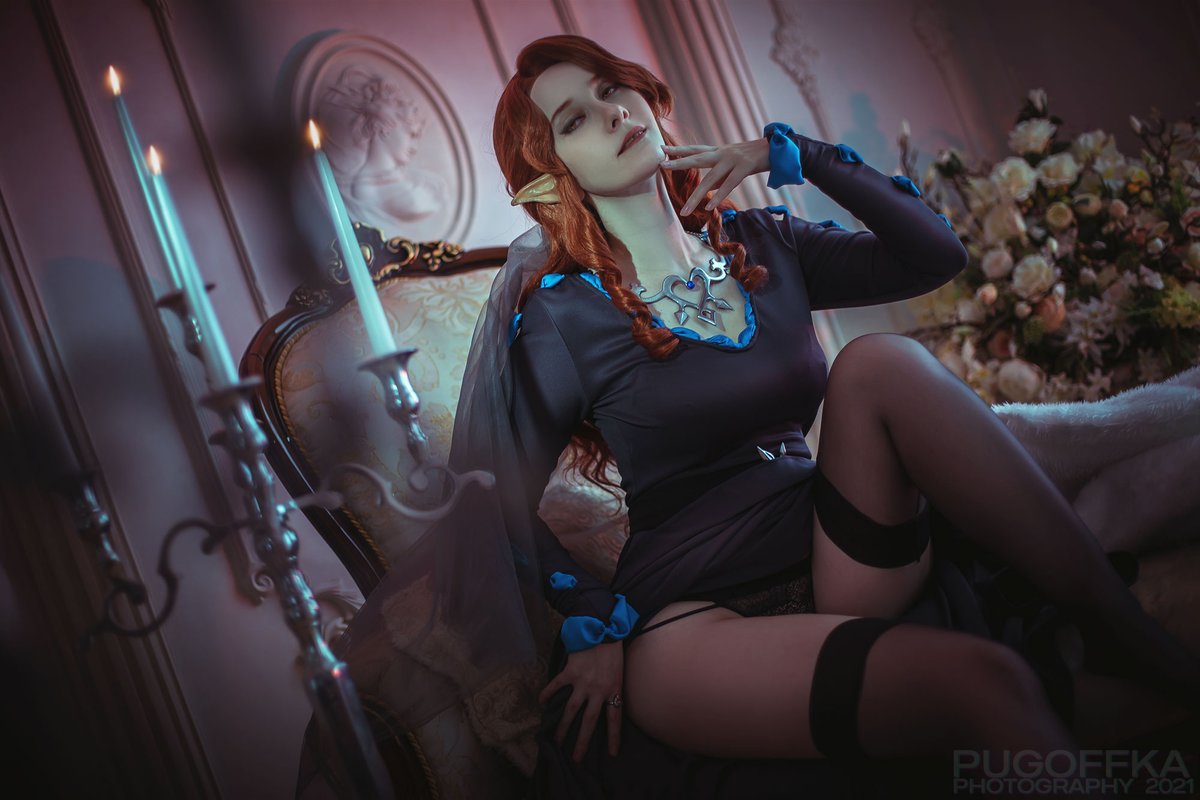 shieraphoenix's tweet photo. People think I'm weak. You won't make that mistake again, will you?
Photo: @PugoffkaSama
#Castlevania #CastlevaniaNetflix #Castlevaniacosplay #LenoreCastlevania #Lenorecosplay #cosplayergirl https://t.co/r0VNYpjdq2