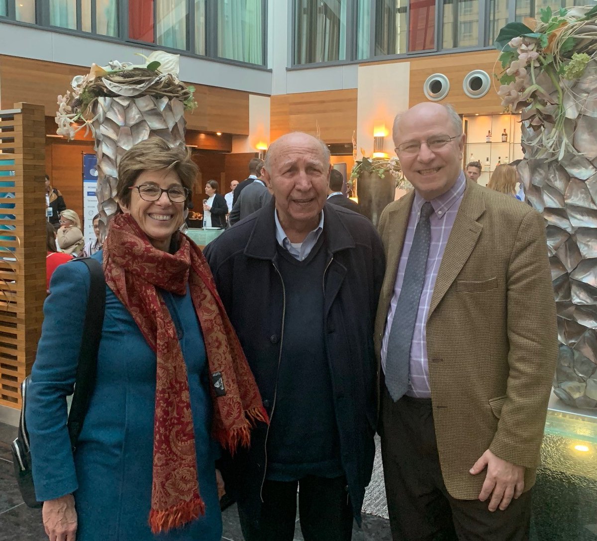 Delighted to spend valuable time in Berlin last week with long-time associates & friends - ever unflappable & determined: the remarkable Prof Omar Sheikhmous (humanities-collections.exeter.ac.uk/dame/s/en/item…) and the indomitable Prof Diana Chigas (fletcher.tufts.edu/people/faculty…). @FletcherSchool @BerghofFnd