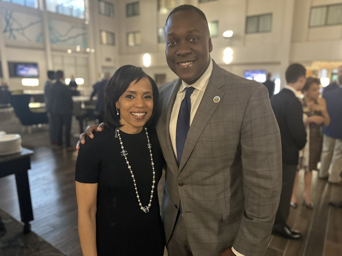 I am so proud to stand with my sister, dear friend, and colleague <a href="/AlsobrooksForMD/">Angela Alsobrooks</a> as she runs to become our next U.S. Senator. Throughout her campaign, she continues to battle the money to represent the many. 

Read more about her campaign at baltimoresun.com/2024/04/21/als…