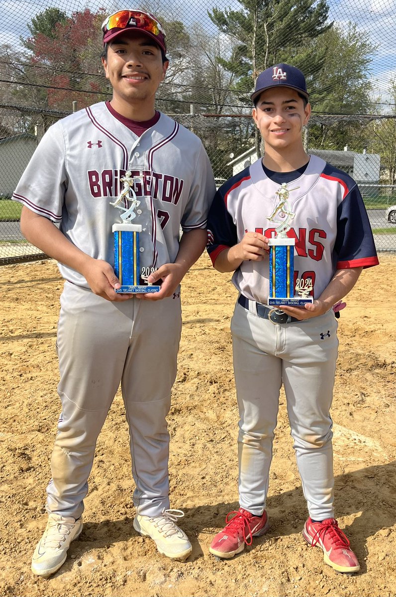 RF Enrique Pantaleon and Leandro Angulo (LEAP Academy) were named to the Delaney Classic All-Tournament team. In 2 games, Pantaleon was 5-for-7 with a 2B, 3B, 4 runs and 4 RBI. On the season, he is batting .400 (12-for-30) with 3 2B, 3 3B, 12 runs, 6 RBI and 6 SB. #08302 🅱️🐶