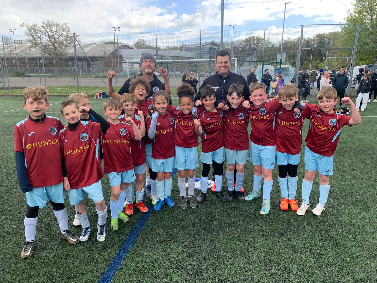 Final Southdown semi of the day was a certified thriller. Our U9’s came out on top of a penalty shoot out after their game with <a href="/hhyouthfc/">Haywards Heath Town Youth FC</a> ended 4-4. Southdown had equalised in the last minute of the game before holding their nerve to win the shootout! Final next week!