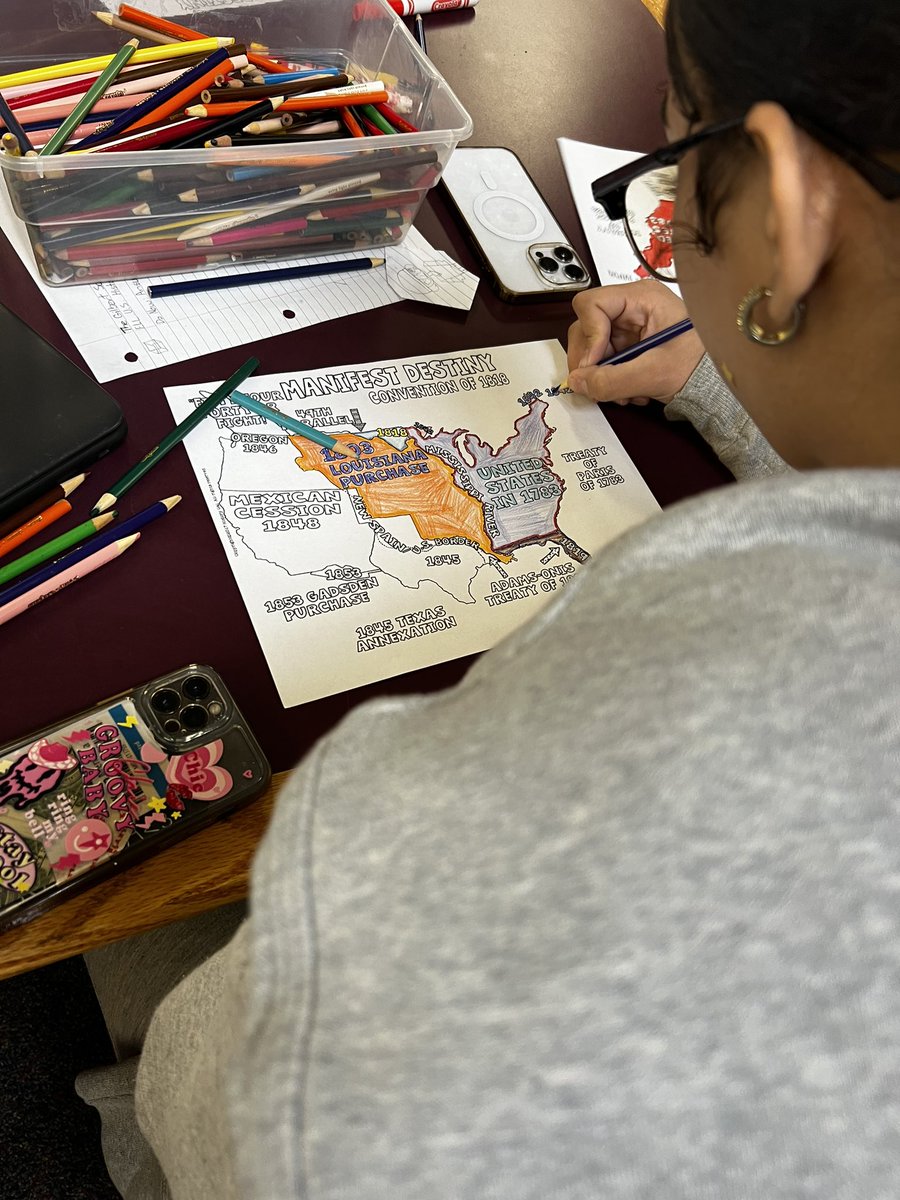 Karen Pfeffer tweet media