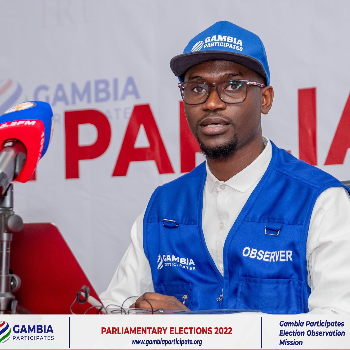 TheAlkambaTimes's tweet image. #BreakingNews

Police arrested Marr Nyang, Omar Champion Cham, and others for protesting at the Never Again memorial at Arch 22, speaking out against the poor ferry services between Banjul and Barra. The police rejected their protest permit for what they said was ‘due to the OIC…