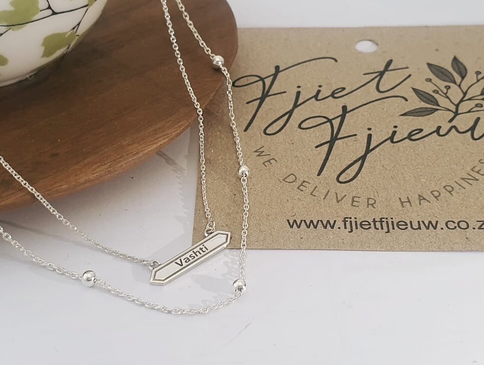 Sterling Silver Personalised Neck Piece and Layering Option ! 

#steringsilver #sterlinsilverjewelry #personalised #laserengraved #lasercut #pendant #necklace #neckpiece #beadedchain  #chain #layering #layeringnecklaces #italianchain #fjietfjieuw #wedeliverhappiness