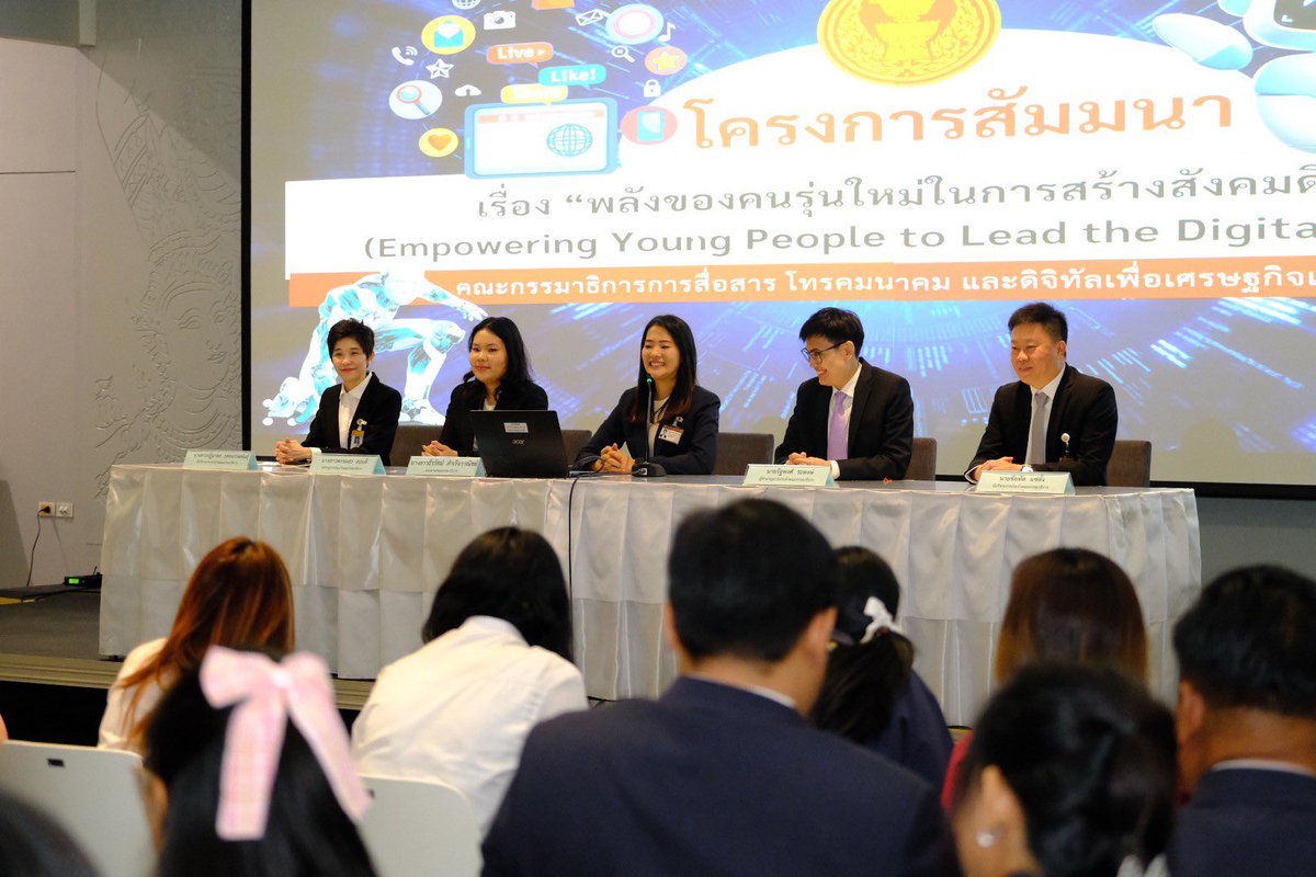 aim_theerarat's tweet photo. คณะกรรมาธิการการสื่อสารฯ DES ลงพื้นที่ จ.ยะลา- ปัตตานี เพื่อติดตามสำรวจระบบเตือนภัยในพื้นที่เสี่ยงน้ำท่วมกะทันหันบ่อย วันที่ 22-23 เมษายน 2567 เดินทางถึงหาดใหญ่ 8 โมงเช้า 

โดยมีวัตถุประสงค์เพื่อวางระบบเตือนภัยให้มีประสิทธิภาพทั่วประเทศ สามารถส่งคำแนะนำที่เป็นประโยชน์เข้ามาได้ค่ะ https://t.co/iZKXGhHxpe