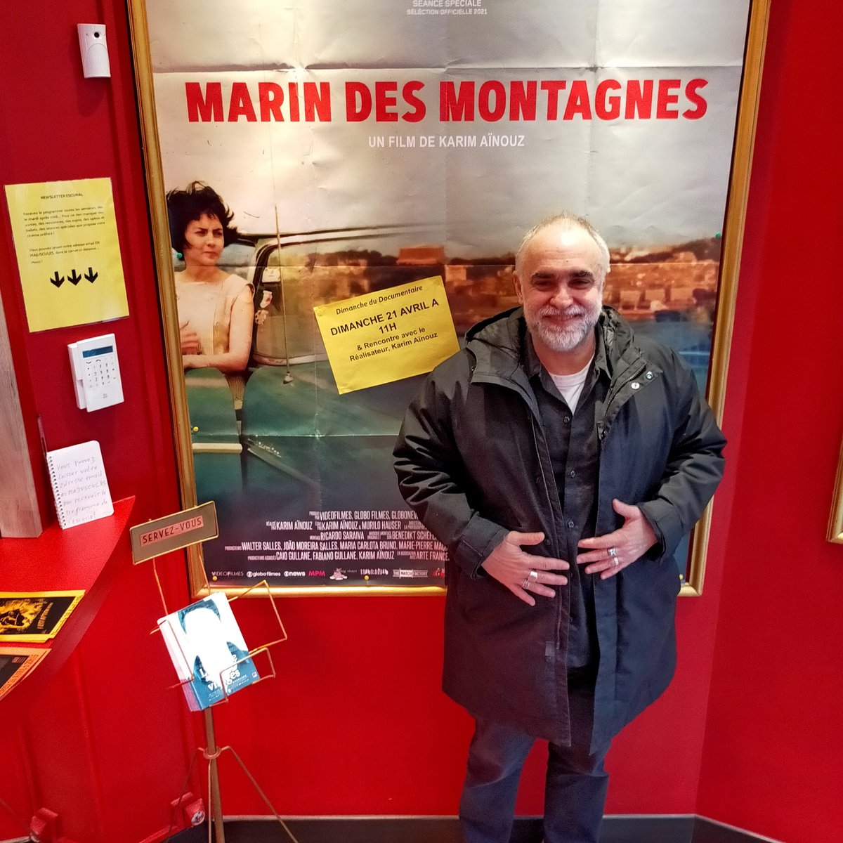 Très très belle séance ce matin, de MARIN DES MONTAGNES, de Karim Aïnouz, suivie d'une très vivante et enrichissante discussion avec le réalisateur.

Un grand merci !

#Paris5 #Paris13 #documentaire #marindesmontagnes #KarimAïnouz #Algérie #Algerie