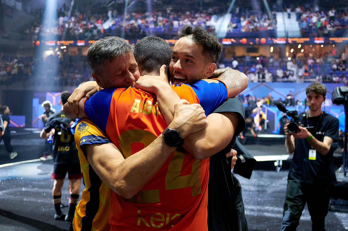 Augusto Fernández tweet media