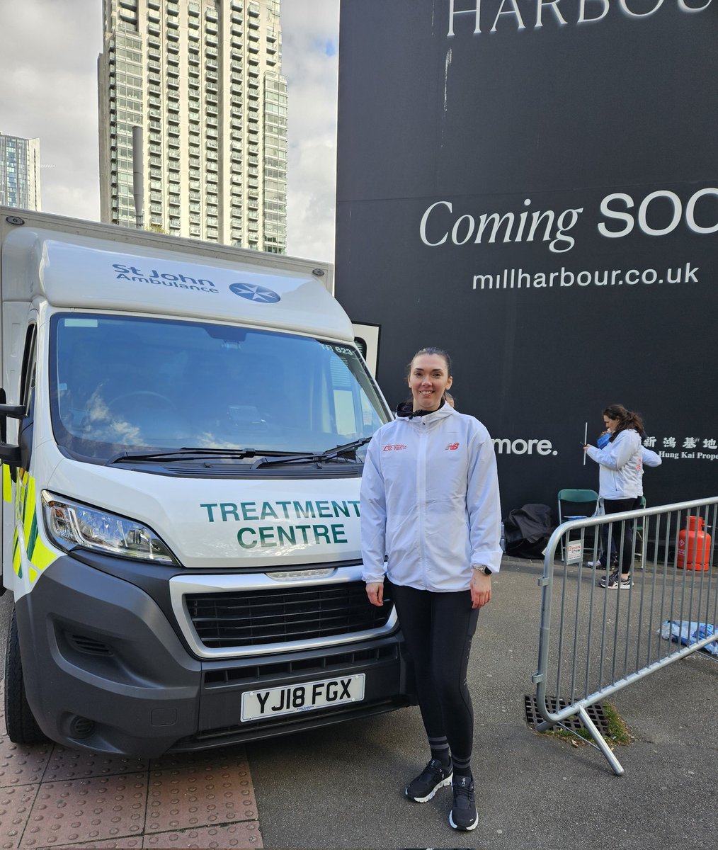 Part of the London Marathon physio team today! 🏃🏻‍♀️‍➡️🏃🏻‍♂️‍➡️ stationed at 18.3 miles. Congratulations to all the runners who took part #londonmarathon2024 #LondonMarathon <a href="/uowinphysio/">@UoWPhysio</a> <a href="/LondonMarathon/">TCS London Marathon</a>