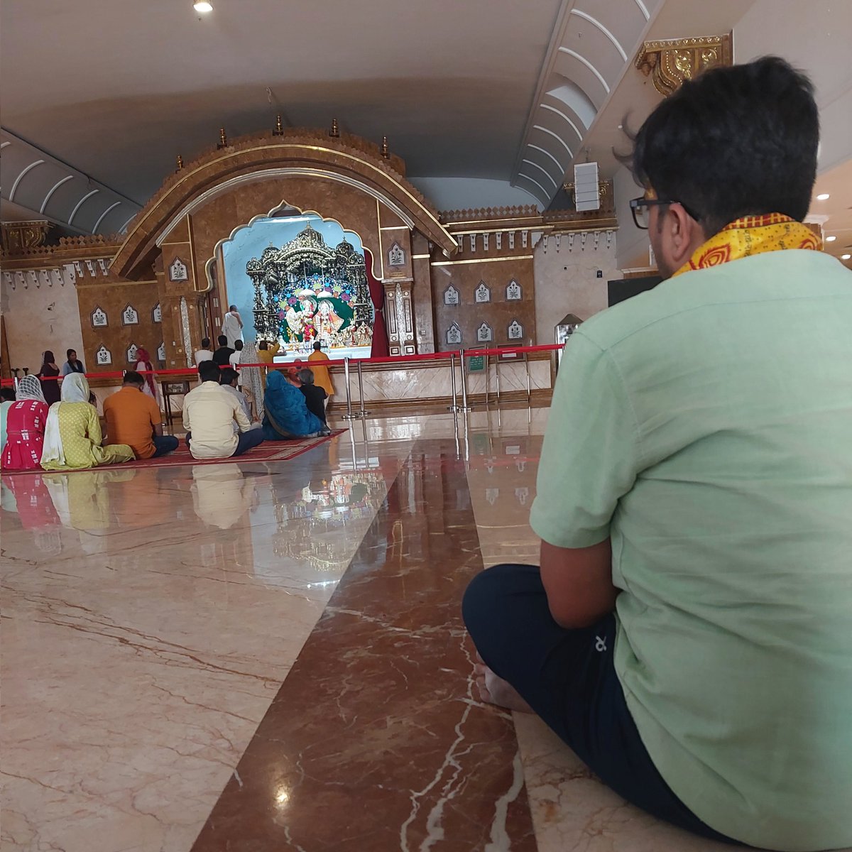जगत के स्वामी सब पर कृपा बनाए रखना!🙏🏽