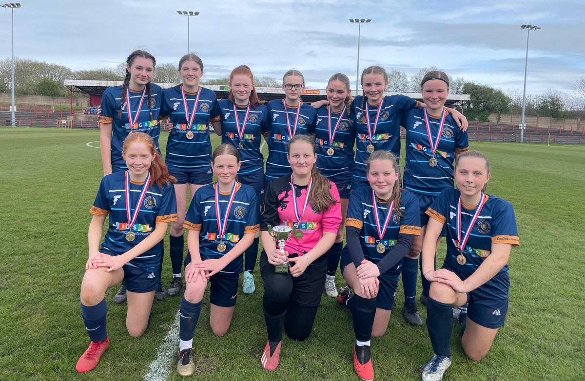 🏆 | Congratulations to Carlisle Lionesses who have won the Under 16 Premier Division Trophy 🙌 Carlisle Lionesses 7️⃣ ⚽️⚽️ Izzy Scott Lamont ⚽️⚽️ Sadie Roberts ⚽️⚽️ Poppy Sinden ⚽️ Niamh Denyer Allerdale Tigers 0️⃣ #GirlsFootball #CumberlandFootball