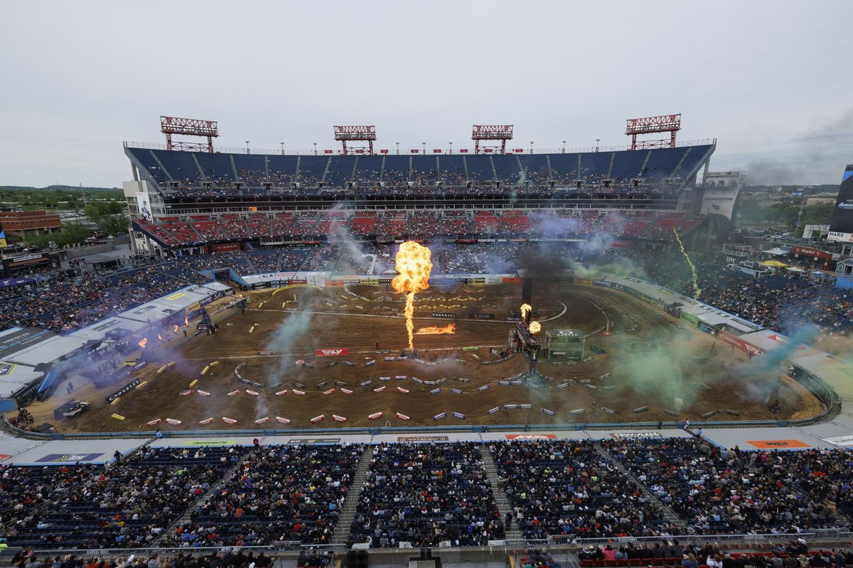 still revved up from last night 🏍️😱 @SupercrossLIVE