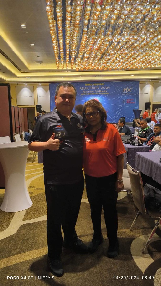RobbieWongSH's tweet photo. Done PDC Asian Tour Manila 7,8 &amp; 9 

Tour 7 : Top8 
Tour 8 : Top64
Tour 9: Top128 

Good to see Nancy Ambrose at Manila and giving me a great support.

Thank you my sponsor Cosmo Darts / Fit Flight, TRO, Teams-iD, Yummi Dart Home. 

Next stage PDC Asian Tour Penang !! let’s go 😎 https://t.co/YEgOL6L4Bu