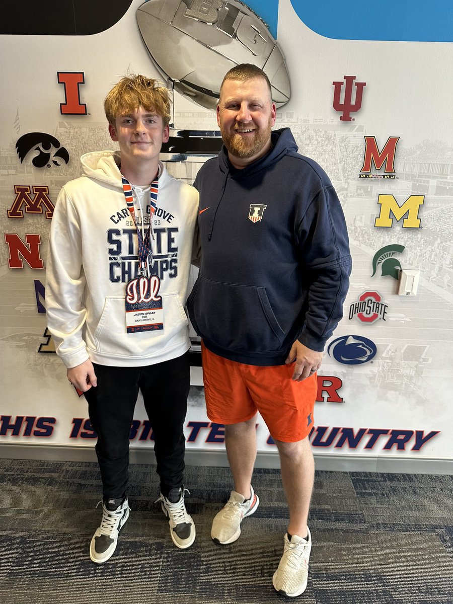 Thank you @CoachChrisHurd for inviting me out to the Illini spring game. I enjoyed our conversation about kicking. I am excited for camp this summer!