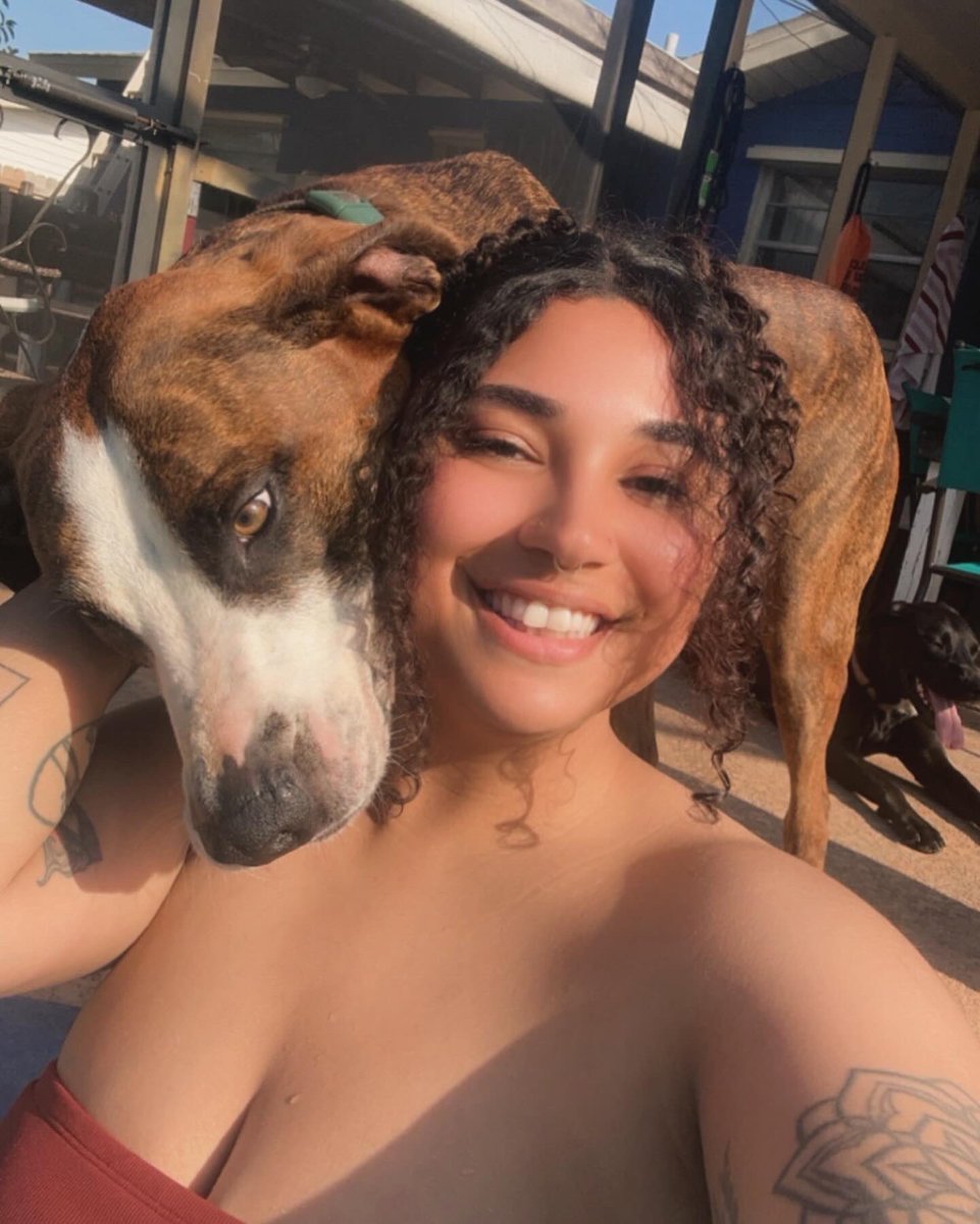 kaaylova's tweet photo. fun in the sun ☀️ 🐶 https://t.co/MlsUvTRKog
