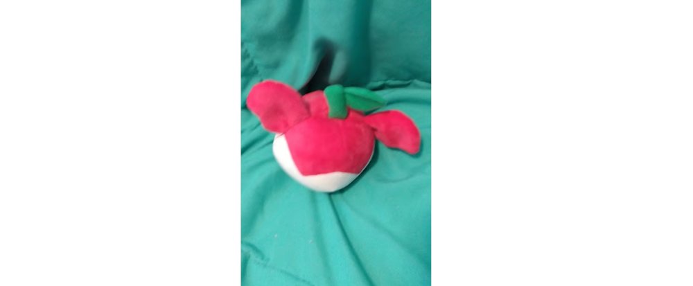 AboutALot1's tweet photo. This Apple elephant is still looking for it's forever home~!  5 dollars + shipping~! #Plushie #plushieforsale https://t.co/5lYBFTPQvr