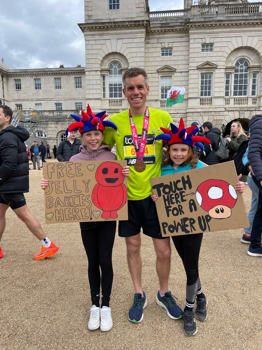 Neil Bezodis tweet media