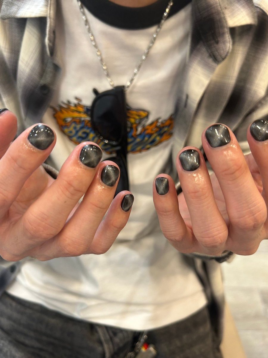 MN3stTT's tweet photo. 人生初ネイル。
かっこよすぎ、最高すぎ💯
ハマる気持ちがわかりました。 https://t.co/AiQUXNVLwe