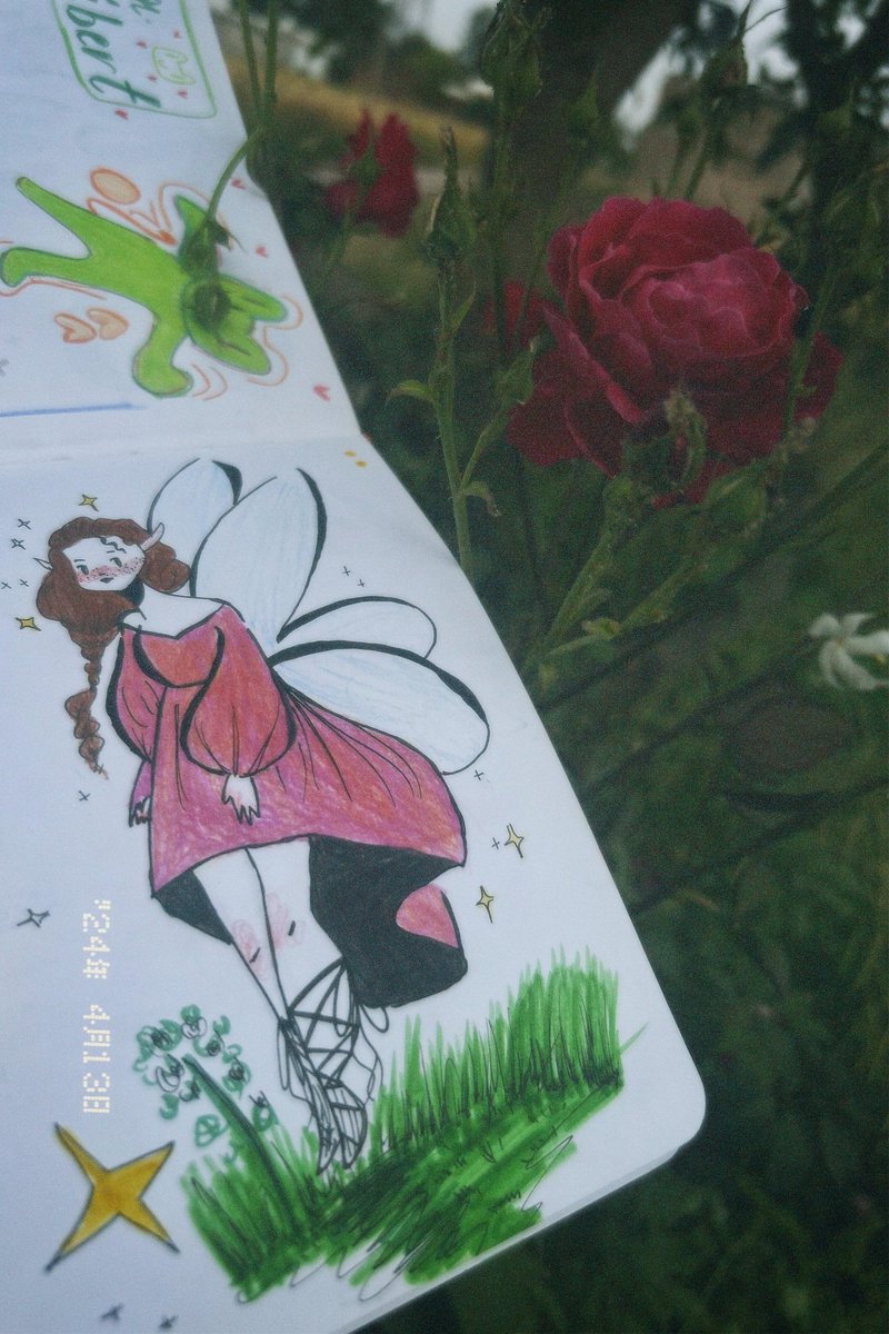 Art- ing my way through life..

Photographer :- @harleen_59

Inspiration :- @pinterest

@neorah1969 sketchbook

#loveart #field #fairy #hopethisworks

#neorah1969 #frogart #natureart