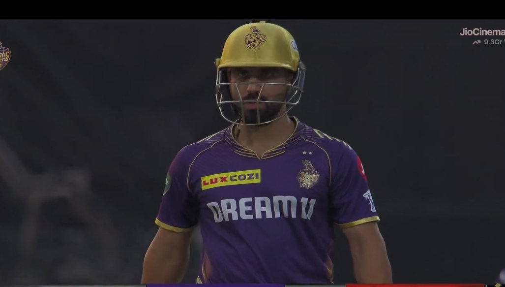 Two short yet underrated knocks!! Ramandeep Singh with the strong finish 24*(9) perfect finish with good score for KKR Karn Sharma with 20(7) as he tried his best to win the game for RCB !! #RamandeepSingh • #KKRvRCB #KKRvRCB • #KarnSharma