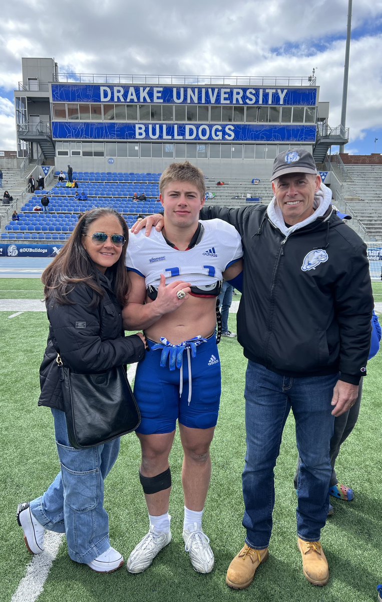 Great Spring game Sean, super proud of what you have accomplished thus far! Looking forward to next season, go get another ring...can't come soon enough! LFG!