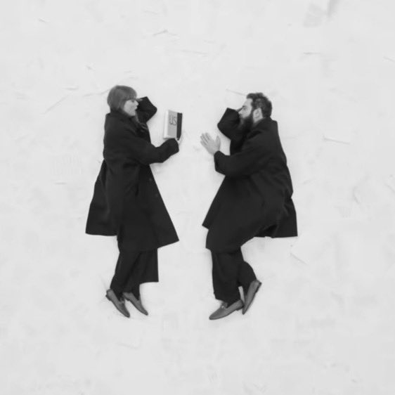 The 1975 tweet media