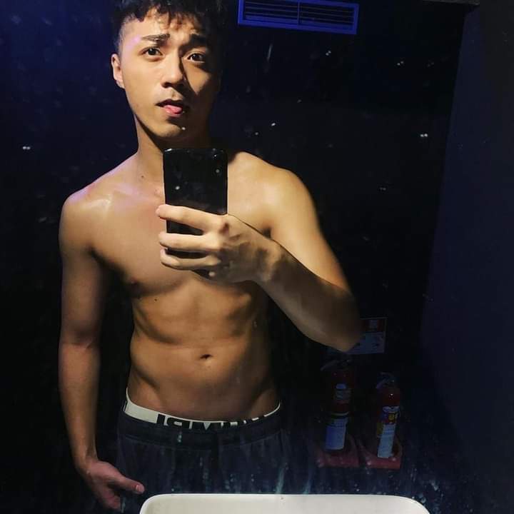 #新個人資料相片