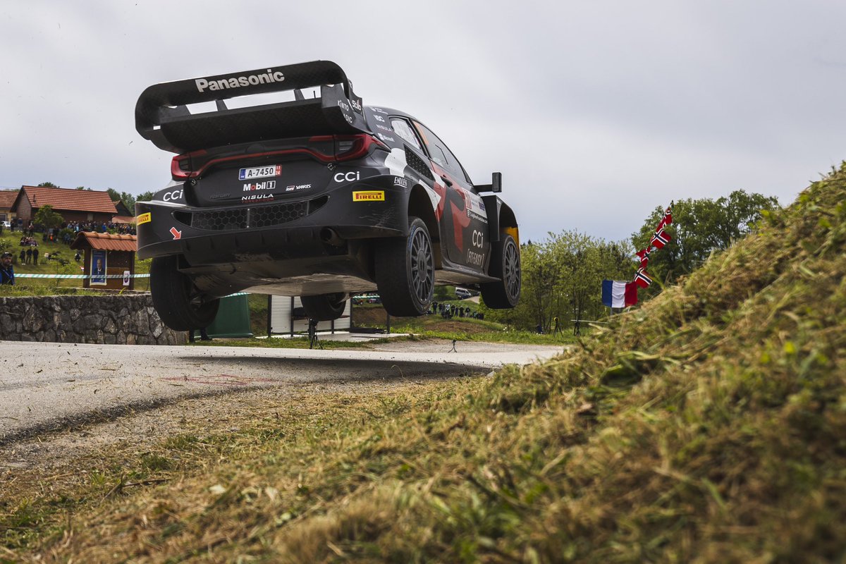 59e victoire et 100e podium en WRC pour Seb’ en Croatie 🐐😍 BRAVO LES GARS @SebOgier @vinzzlandais 💙🤍❤️ #WRC #CroatiaRally @OfficialWRC